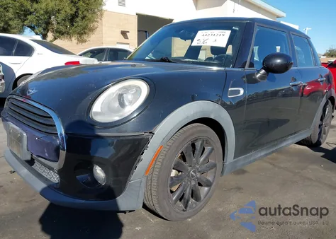 2016 Mini Hardtop Cooper из США, поврежденный, VIN WMWXU1C52G2D12142